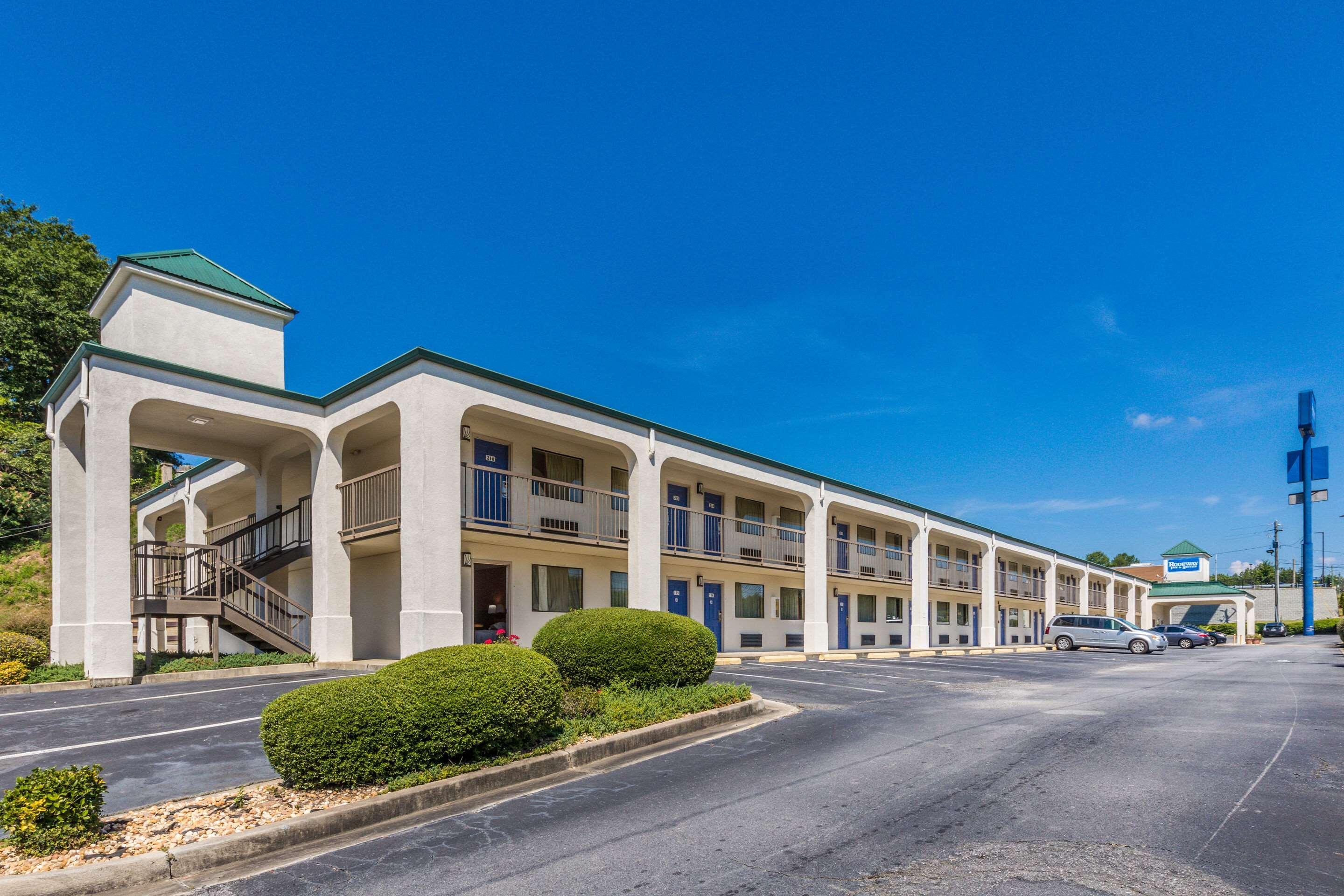 Rodeway Inn & Suites Macon Esterno foto
