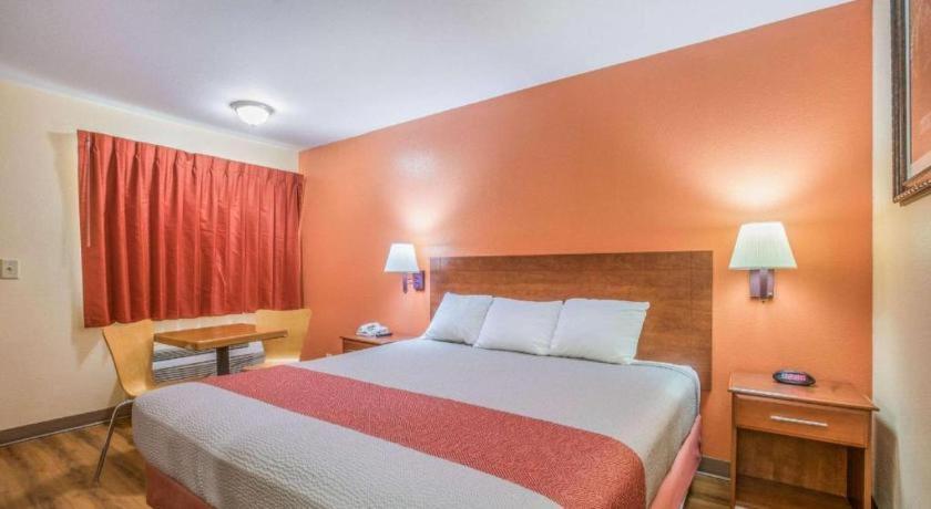Rodeway Inn & Suites Macon Esterno foto